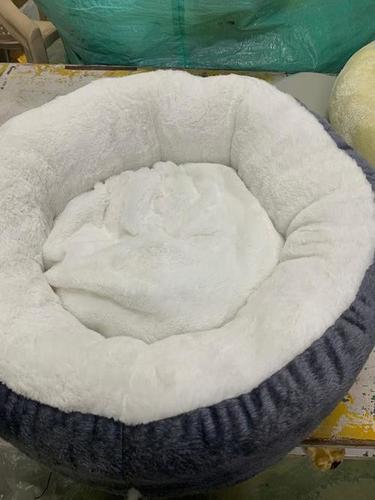 Light Weight And Comfortable Soft Round Shape Plain Beds For Pet Application: Cats