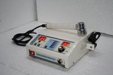  अस्पताल के लिए ऑटोमैटिक इलेक्ट्रिक व्हाइट कलर अल्ट्रा साउंड थेरेपी मशीन