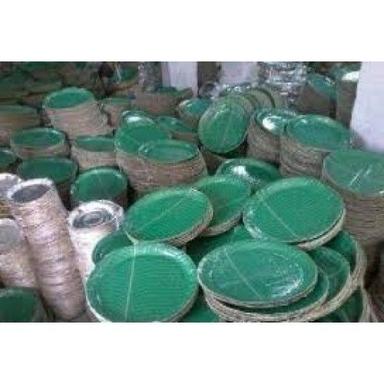 Lightweight Environment Friendly Green And Silver Disposable Paper Plate Size: 2Mm