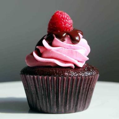 Delicious And Tasty Special Dark Chocolate Cup Cakes With Strawberry Topping Fat Contains (%): 2.05 Grams (G)
