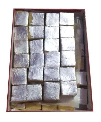 Rich Natural Sweet Delicious Fine Taste Creamy Kaju Kesar Katli Fat: 10 Grams (G)
