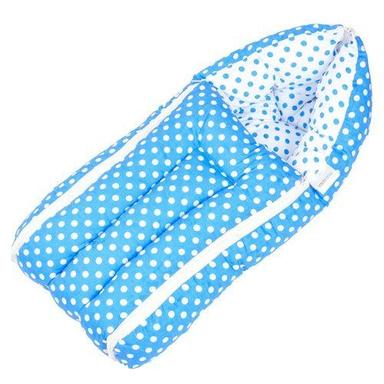  Light Weight Soft Smooth And Skin Friendly Blue Color Cotton Baby Carry Bed Size: 18 X 18 X 6