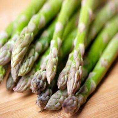 Chemical Free No Artificial Color Natural Fine Taste Green Fresh Asparagus