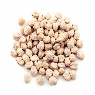 White And Organic Sun Drying Delicious And Healthy Meals 100% Canadian Grown Chickpeas Crop Year: 4 Months