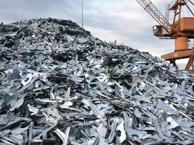 Silver Highly Durable And Rust Resistant Metal Scrap