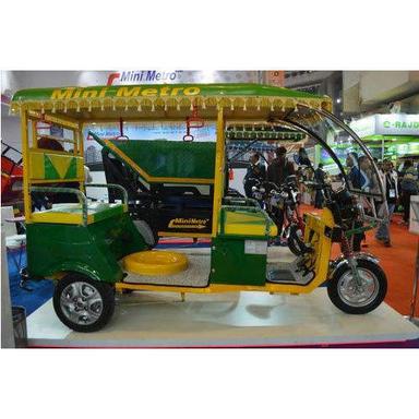 Highly Durable and Rust Resistant 4 Seater E Rickshaw