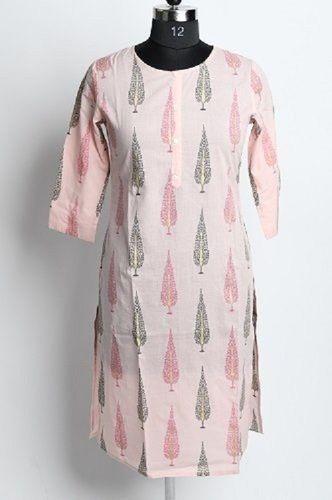 White High Design And Comfortable Shrink Resistant Pink Women Cotton Gold Foil Printed Kurti