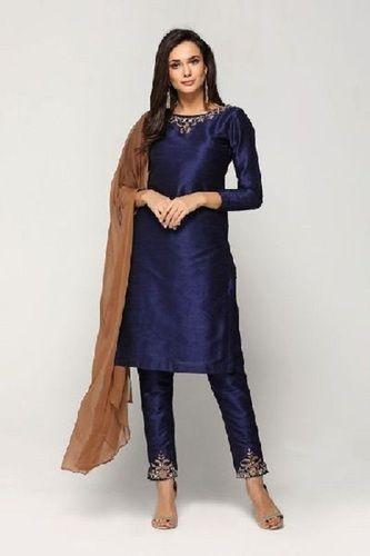 भारतीय महिलाओं के लिए कॉटन सॉफ्ट सिल्क ब्लू कलर पार्टी वियर लॉन्ग स्लीव्स डिज़ाइनर सूट