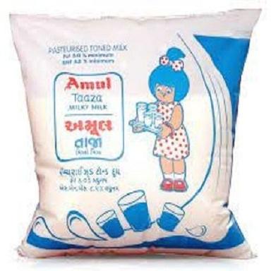 Amul Taaza Toned Milky Milk, Rich In Calcium 100% Pure And Fresh Age Group: Old-Aged