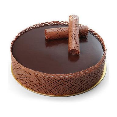 Hygienic Prepared Mouthwatering Sweet Taste Layered With Crunchy Stick Chocolate Cake Fat Contains (%): 3 Grams (G)