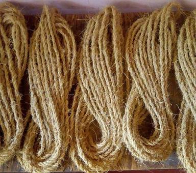 Eco Friendly And Durable Brown Coconut Coir Rope Used For Upholstery Padding