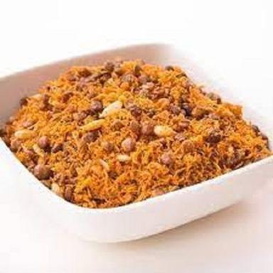 Hygienic Prepared Mouth Watering Taste Salty Spicy And Tasty Dalmoth Mixture Namkeen Fat: 4 Percentage ( % )