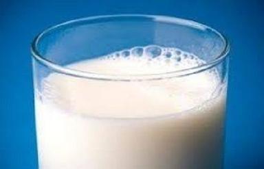  कैल्शियम और विटामिन बी के साथ 100% ताज़ा और प्राकृतिक ऑर्गेनिक गाय का दूध कॉम्प्लेक्स आयु समूह: वृद्धावस्था 