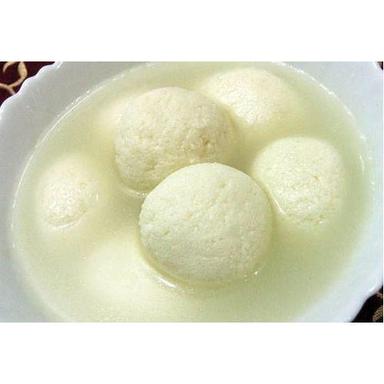 5Kg, Soft And Sweet Deliclious Natural Taste White Round Sponge Rasgulla Fat: 10 Grams (G)
