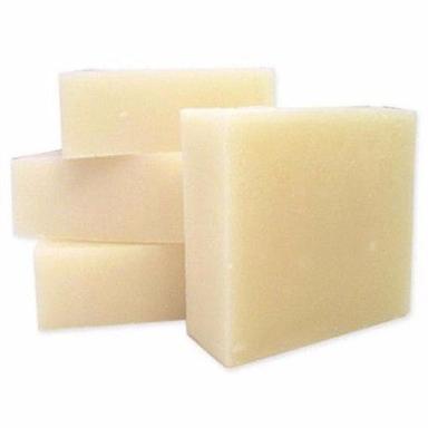 Anti-Oxidants Anti-Bacterial Square Shaped Herbal Cream Soap For Glowing Skin