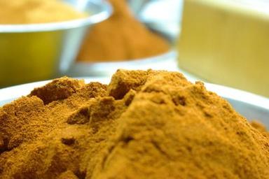 Yellowish 100% Organic Raw Yellow Turmeric Powder For Cooking