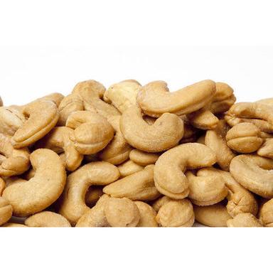 Common White Colour Roasted Cashew Nuts With 3 Months Shelf Life, Rich In Calcium, Protein, And Vitamin E