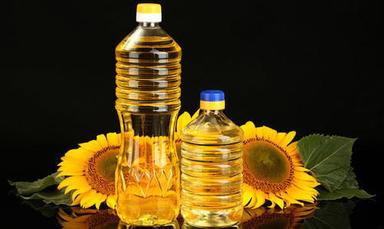  हल्का पीला 100% प्राकृतिक और जैविक पोषक तत्वों से भरपूर सूरजमुखी का तेल खाना पकाने के लिए 