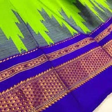 Green Anti Wrinkle Well Designed Silk Cotton Traditional Branded Saree For Ladies