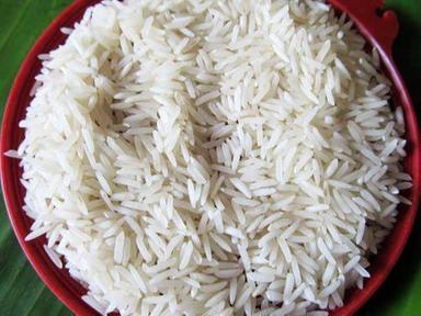  टूटे हुए भोजन के लिए 100% शुद्धता के साथ मध्यम अनाज शरभती बासमती कच्चा चावल (%): 5% 