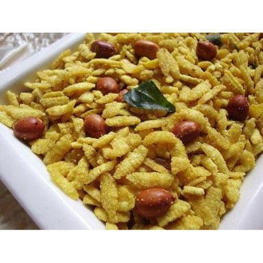 Spicy, Salty Chivda Namkeen Made With Nuts, Grains, Crispy, Tasty And Healthy Snacks,  Carbohydrate: 25 Grams (G)