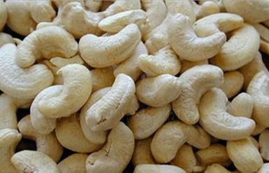 Mouthwatering Taste Healthy And Nutritious Rich In Vitamins Cashew Nuts Broken (%): Broken