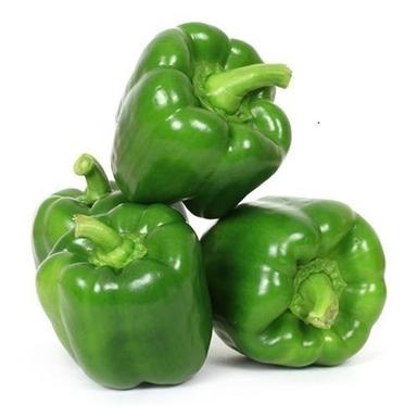 Instant Green Colour Fresh Farm Capsicum With 2-3 Days Shelf Life And Rich In Vitamin C
