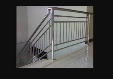 Fine Finish Polished Stainless Steel Fire Rated Handrail For Commercial Height: 7 Foot (Ft)
