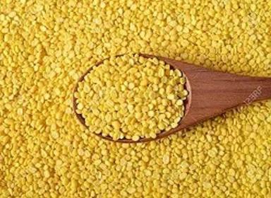 Common 100% Natural And Organic Dried And Cleaned Yellow Split Pigeon Peas (Toor Dal)