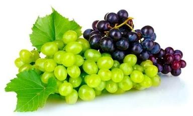 Black And Green A-Grade Highly Nutrient Enriched 100% Pure Natural Sweet Grapes