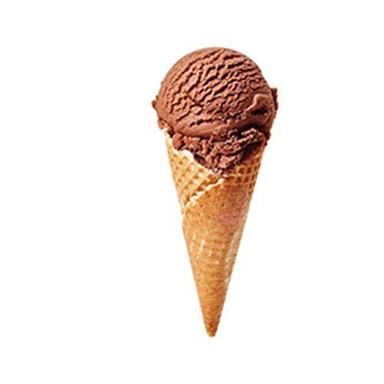 पीस सुपर स्वादिष्ट, पौष्टिक, कुरकुरा और मलाईदार ब्राउन चॉकलेट आइसक्रीम कोन 