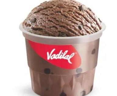 Tasty And Yummy Vanilla Ice Cream With Chocolate Brownie, Weight 60 Gm Age Group: Children