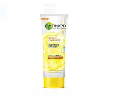 Whtie Garnier Skin Naturals Brightening Face Wash Reduces Dullness And Enriched With Lemon Essence Color Code: White