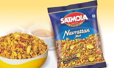 100 Percent Delicious And Spicy Navrattan Mixed Namkeen For Tea Time Snacks Fat: 6 Grams (G)