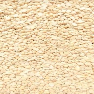 Purity 98 Percent High In Protein Natural Taste Dried Organic White Urad Dal Broken (%): 2%