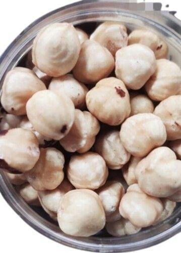 White Fresh And Delicious Snack Blanched Hazelnut