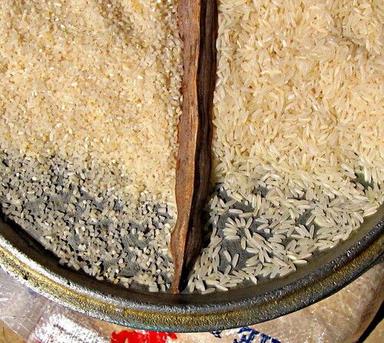 White Dried Broken Rice, No Artificial Color