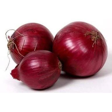 Round Farm Fresh Red Onion, Indian Origin, Grown In Natural Environment, No Adulteration
