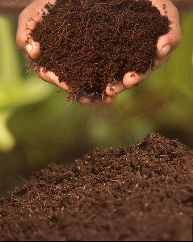 Eco-Friendly Dark Brown Organic Cocopeat Powder Used In Agriculture Fertilizer
