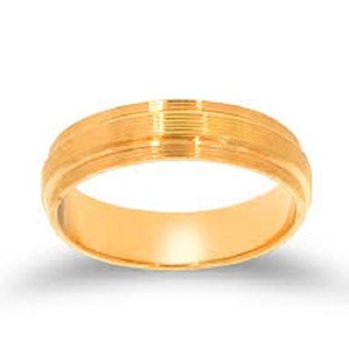 Golden Women Gold Plated Artificial Lightweight And Skin Friendly Plain Design Ring