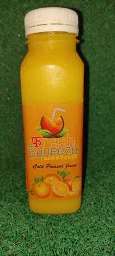 Fresh Orange Juice, No Added Sugar, Artificial Flavor And Preservatives Packaging: Bottle