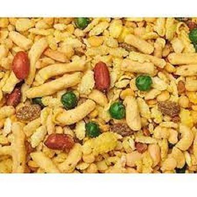 Mouth-Watering Taste Delicious And Tasty Crunchy Mix Namkeen Carbohydrate: 6% Percentage ( % )