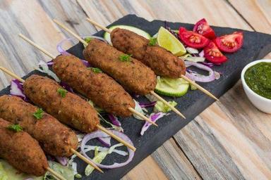 Food Mantra Deep Fry Frozen Chicken Seekh Kabab, Packaging Type: 1 Kg  Shelf Life: 16 Months