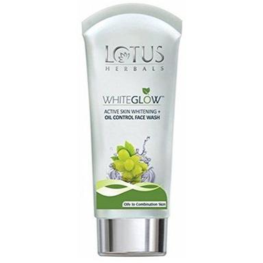 Herbal Medicated Oil Skin Clear Whiteglow Gel Face Wash  Shelf Life: 1 Years