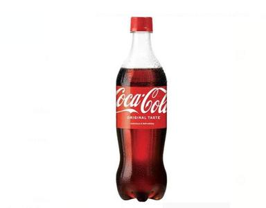 स्वादिष्ट स्वाद वाला कोका कोला कोल्ड ड्रिंक, प्लास्टिक की बोतल में, 750 मिलीलीटर का पैक 6 महीने के सेल्फ लाइफ अल्कोहल कंटेंट के साथ (%): 1% 