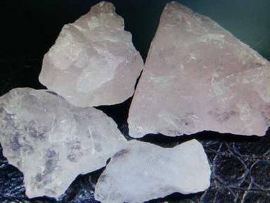 Bulk Supply Raw Quartz Stone For Industrial Uses