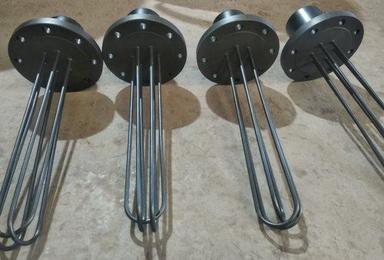Black Color Flanged Immersion Heaters With Low Power Consumption Power Source: Electric