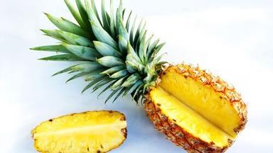 Stainless Steel Sweet And Delicious Pineapple For Juice And Snacks Use