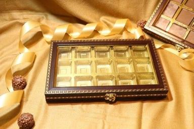 Glossy Lamination Golden And Brown Rectangular Wooden Chocolate Packaging Boxes