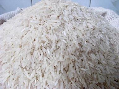 100 प्रतिशत शुद्ध और प्राकृतिक स्वादिष्ट स्वाद वाला लंबा दाना सफेद बासमती चावल खाना पकाने के लिए मिश्रण (%): 5% 